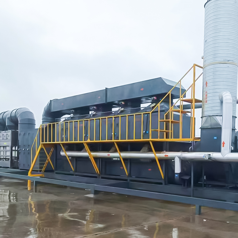 Trealamh dócháin catalaíoch