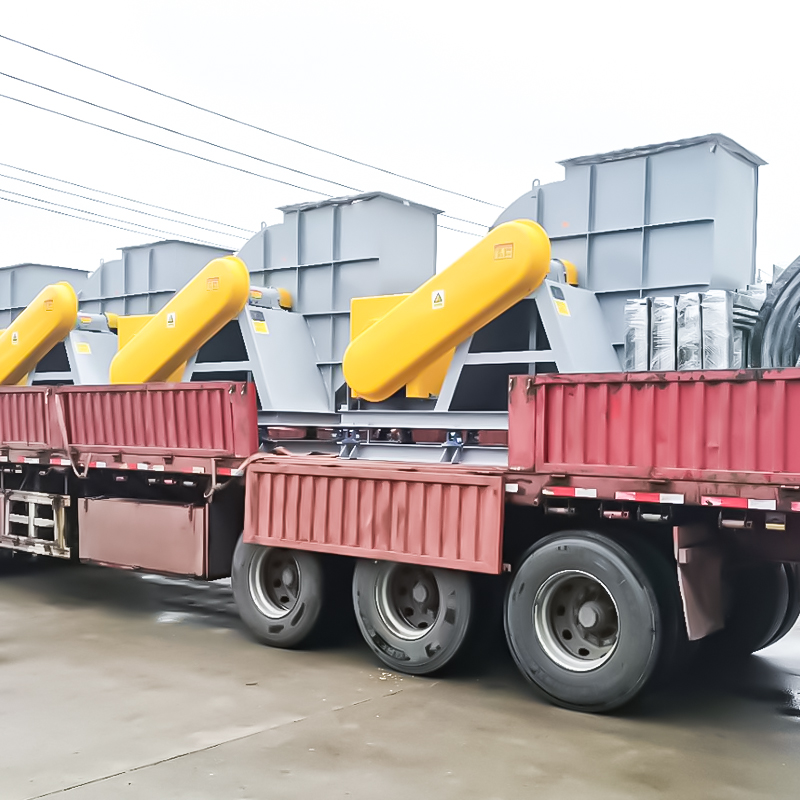 Lucht leanúna lártheifeacha cruach carbóin